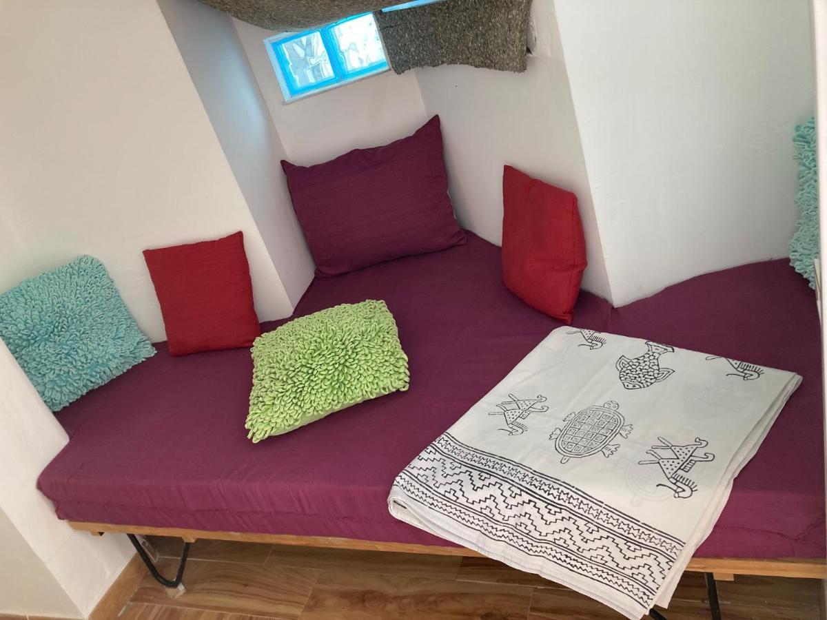 Malaguena Salerosa "Apartamento - Estudio Con Terraza" En Casa Tipica De 1 A 4 Dormitorios Малага Екстериор снимка